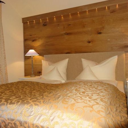 Hotel Am Rehberg لينداو المظهر الخارجي الصورة