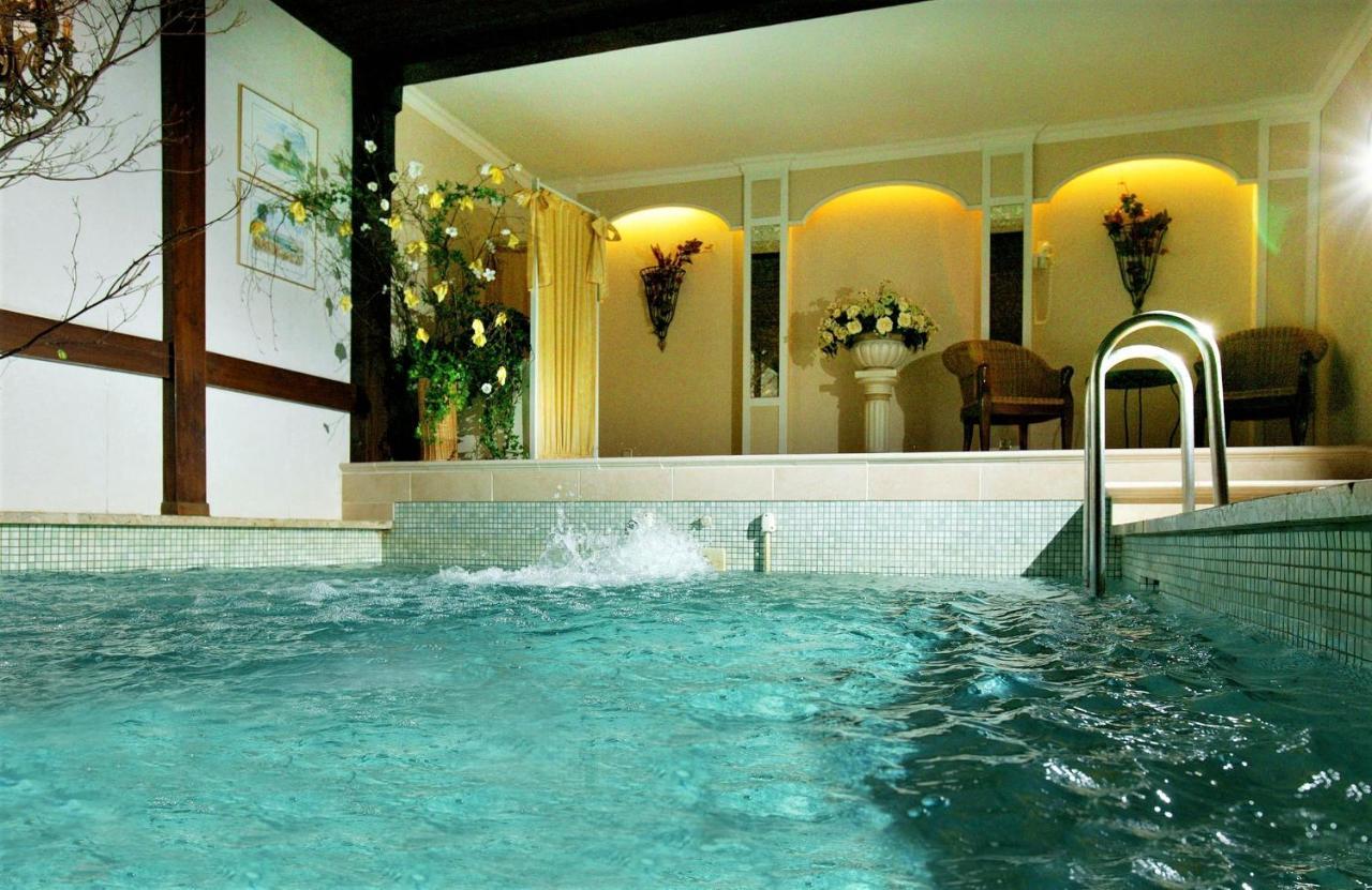 Hotel Am Rehberg لينداو المظهر الخارجي الصورة